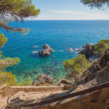 Fantastic 3 Bedroom Apartment, 300m To The Sea Apartment *